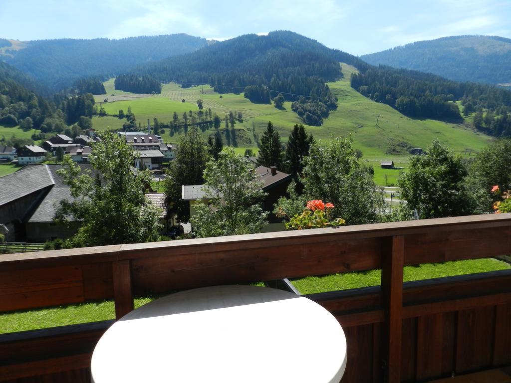 Haus Lisa By Isa Agentur Apartment Bad Kleinkirchheim Room photo